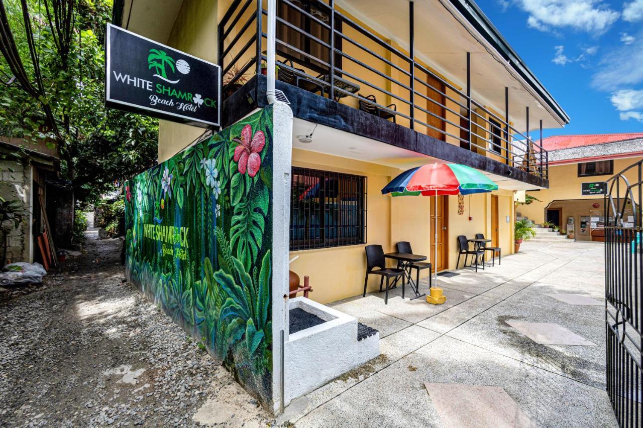 White Shamrock Beach Hotel Balabag  ภายนอก รูปภาพ